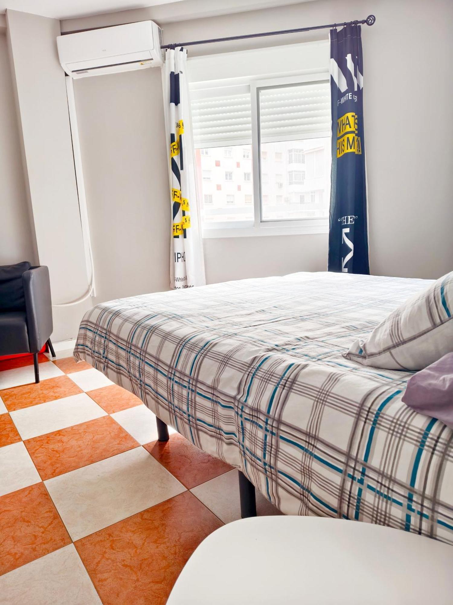 Apartamento Cerca Del Centro 2 Malaga Luaran gambar